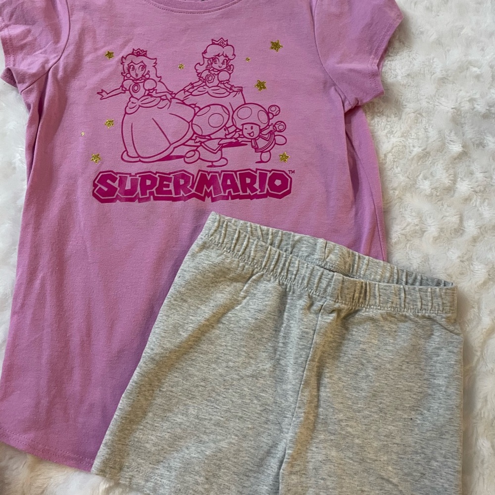 Super Mario girls tee